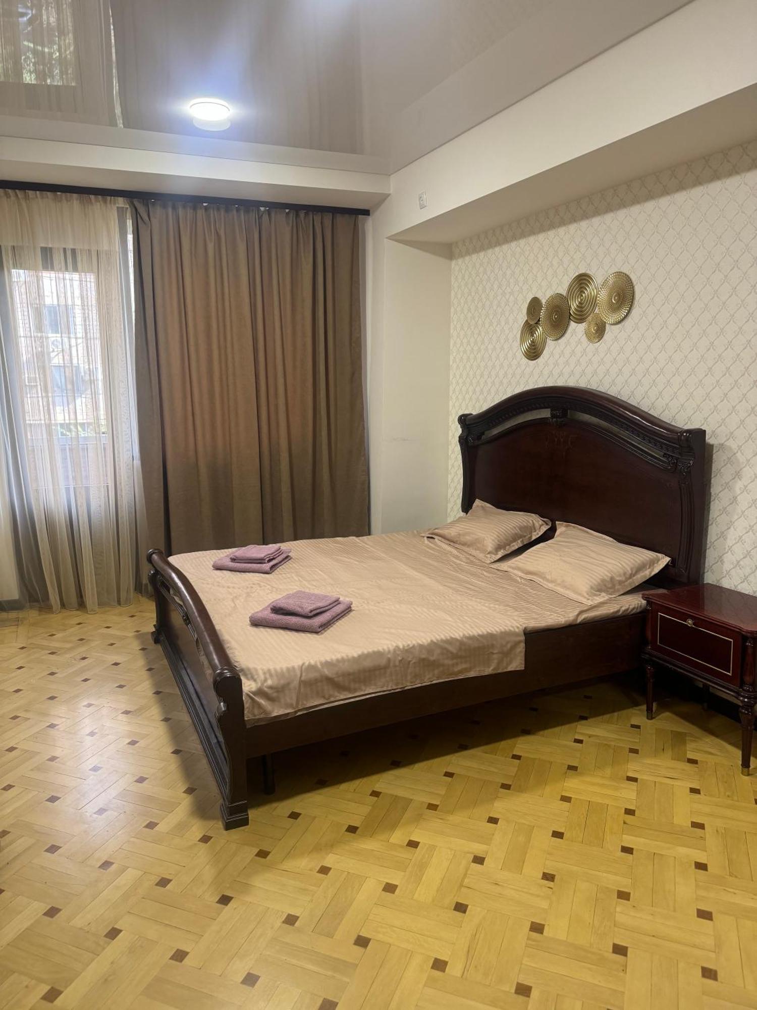 Apartment In The Center Of Yerevan Exterior photo