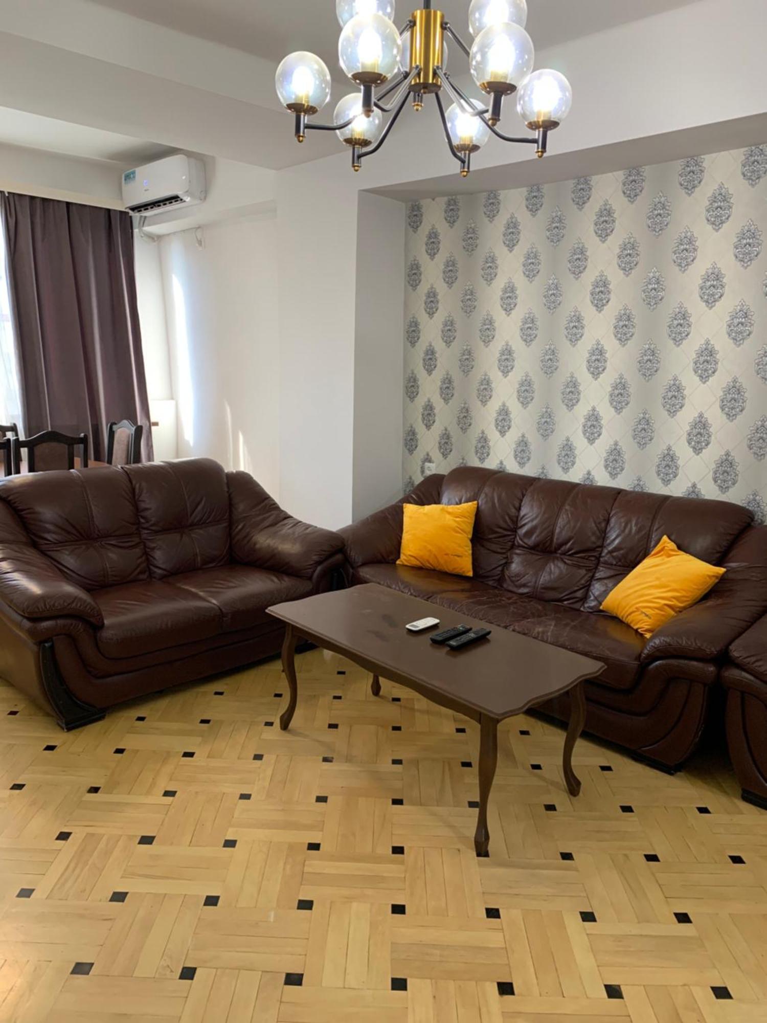 Apartment In The Center Of Yerevan Exterior photo
